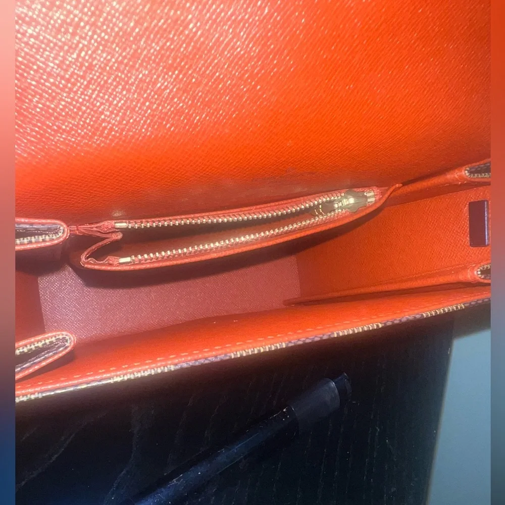 LV shoulder bag - Picture 8 of 10